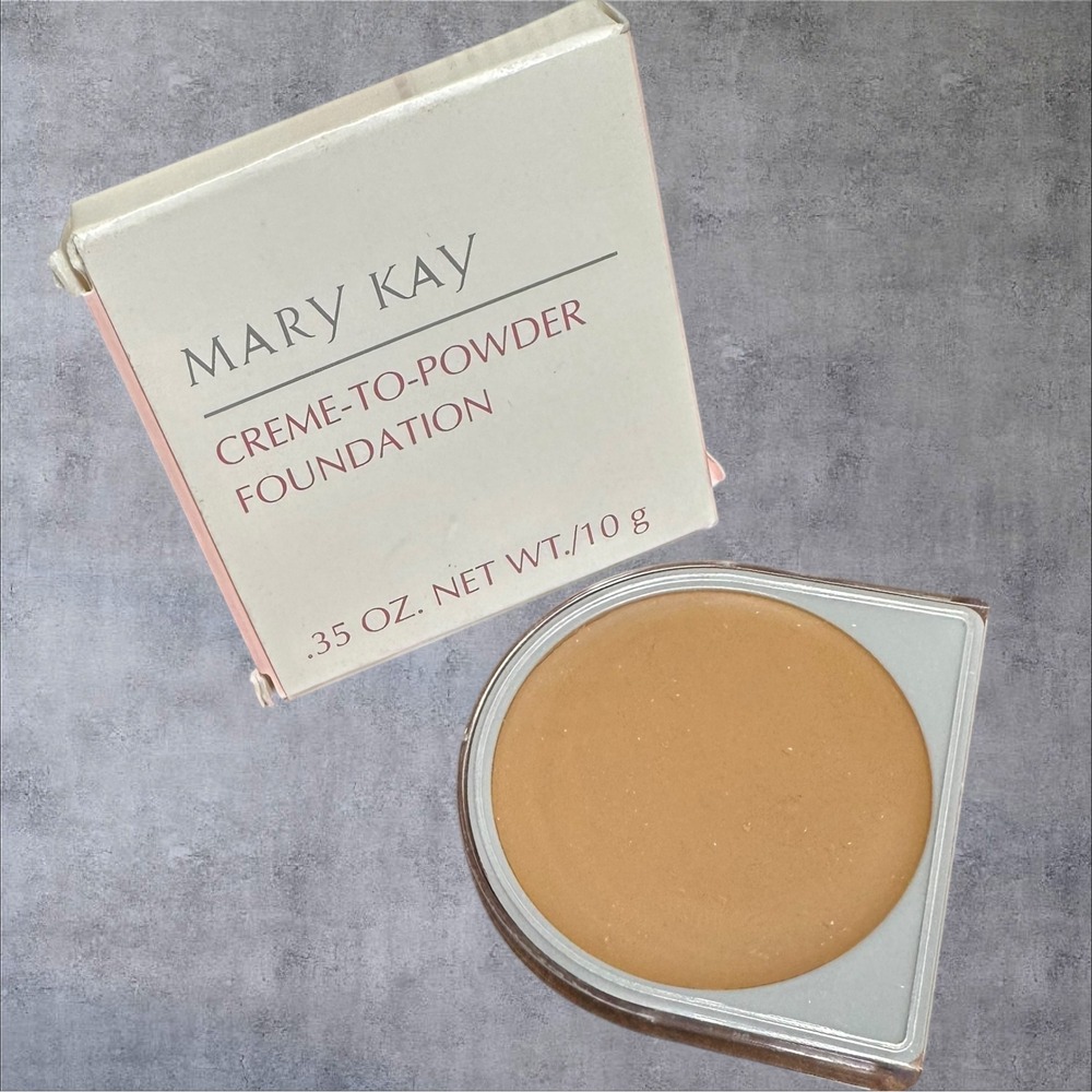 Mary Kay Creme-to-Powder Foundation Beige 4.0 3107 0.35oz New Box Matte Oil-Free